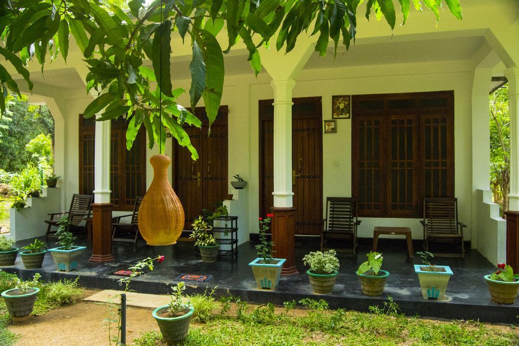 Sigiriya Flower Guest Exterior photo